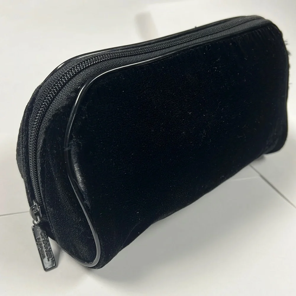CHANEL Parfums Black Velvet Zip Clutch Pouch Cosmetics Bag